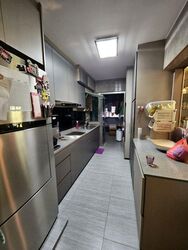 Blk 426A Floral Spring @ Yishun (Yishun), HDB 5 Rooms #464150351